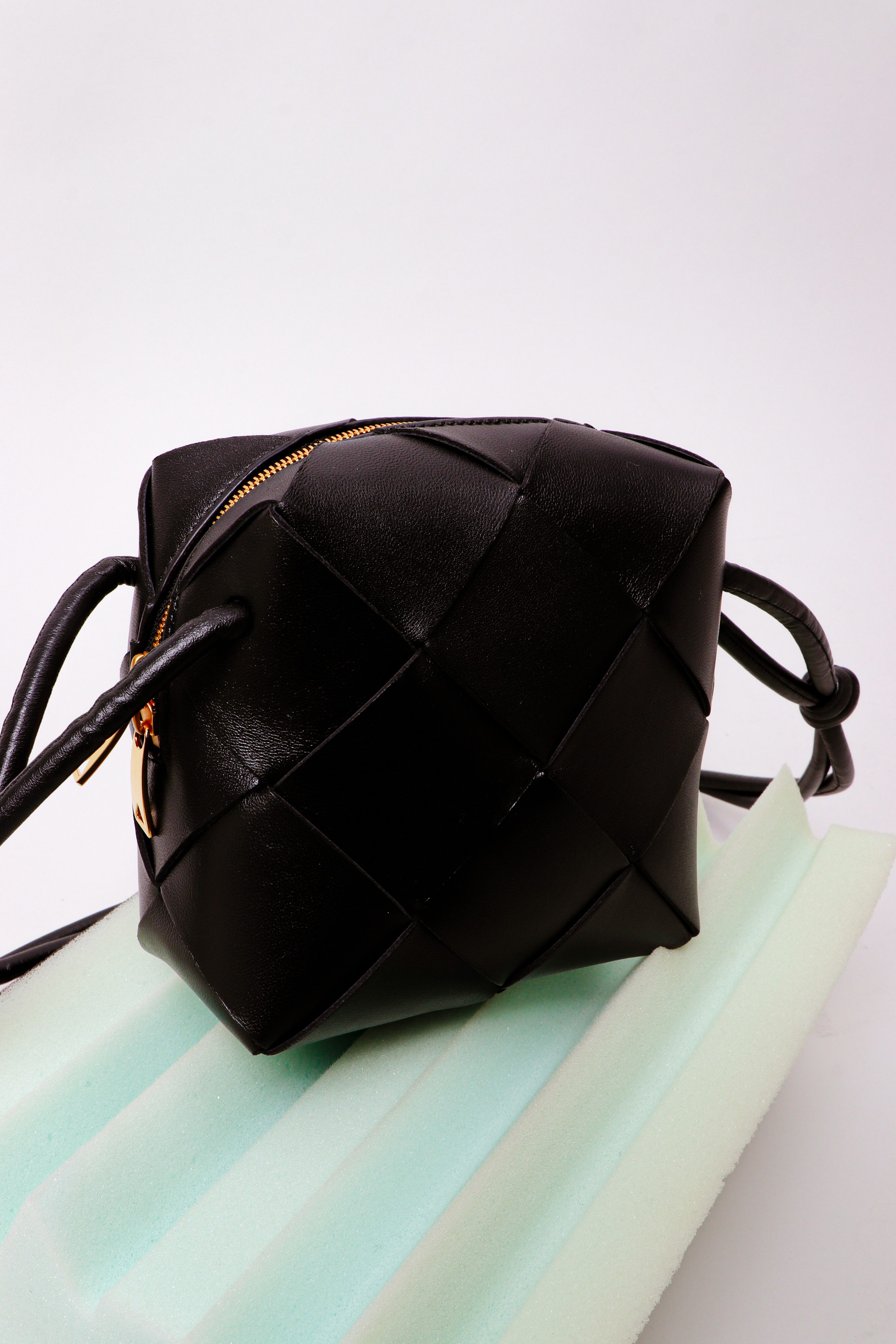 穿搭風格選品Bottega Veneta
